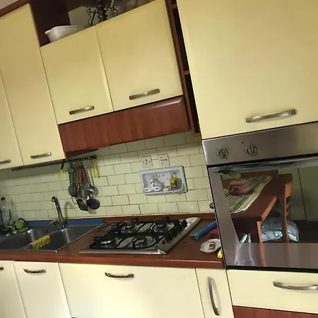 Stanza Tripla In Affitto *